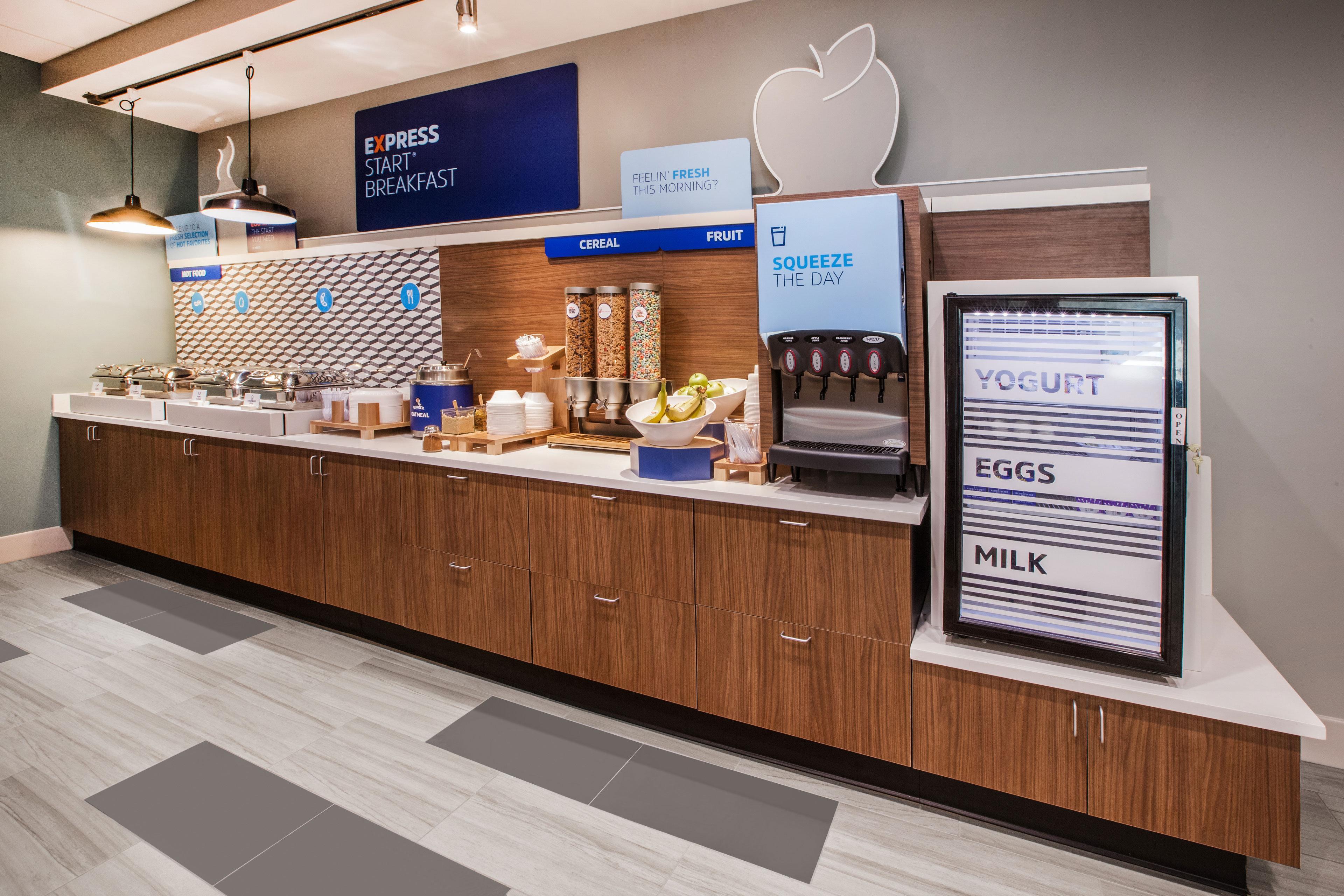 Holiday Inn Express & Suites Williams By Ihg Exteriör bild
