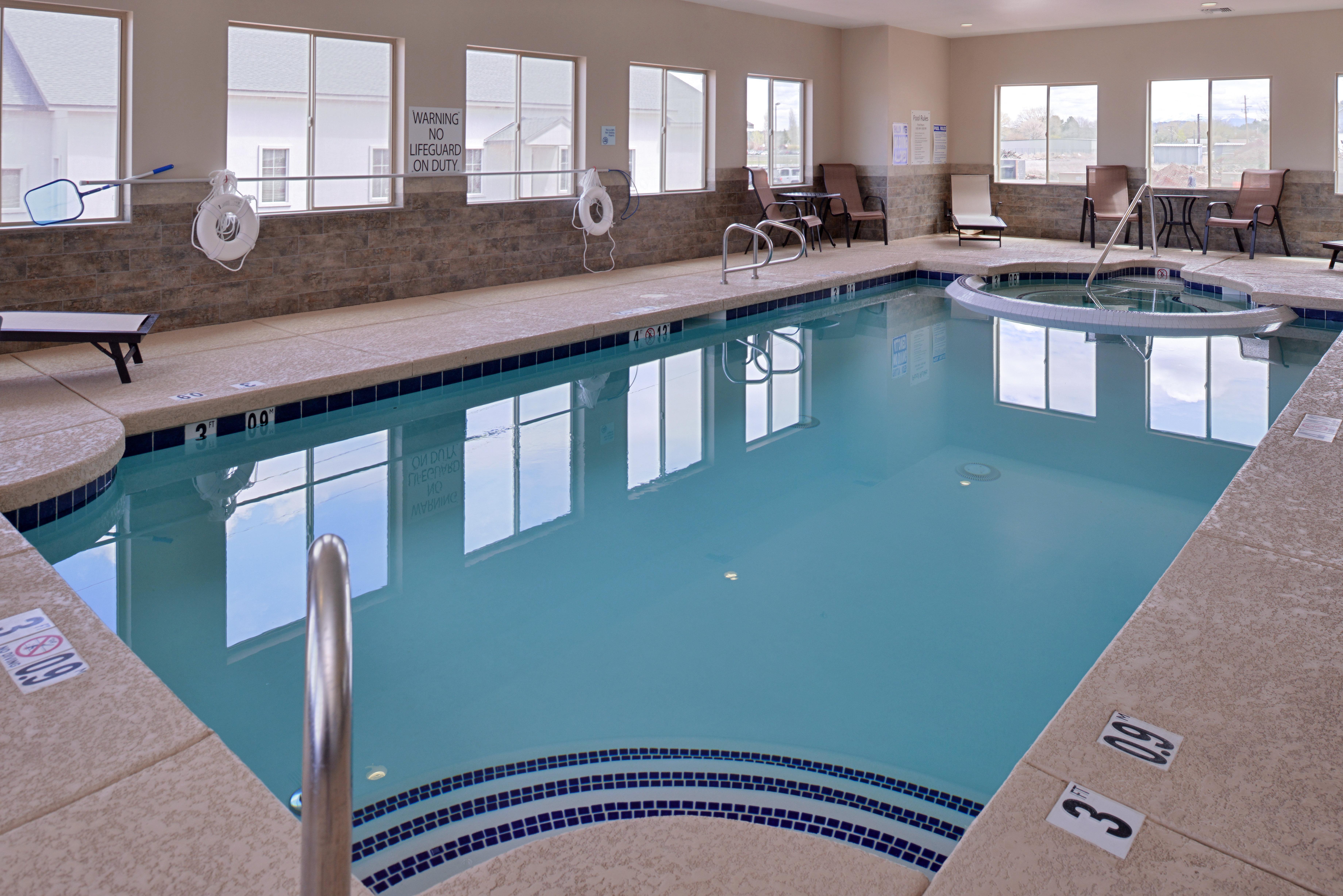 Holiday Inn Express & Suites Williams By Ihg Exteriör bild