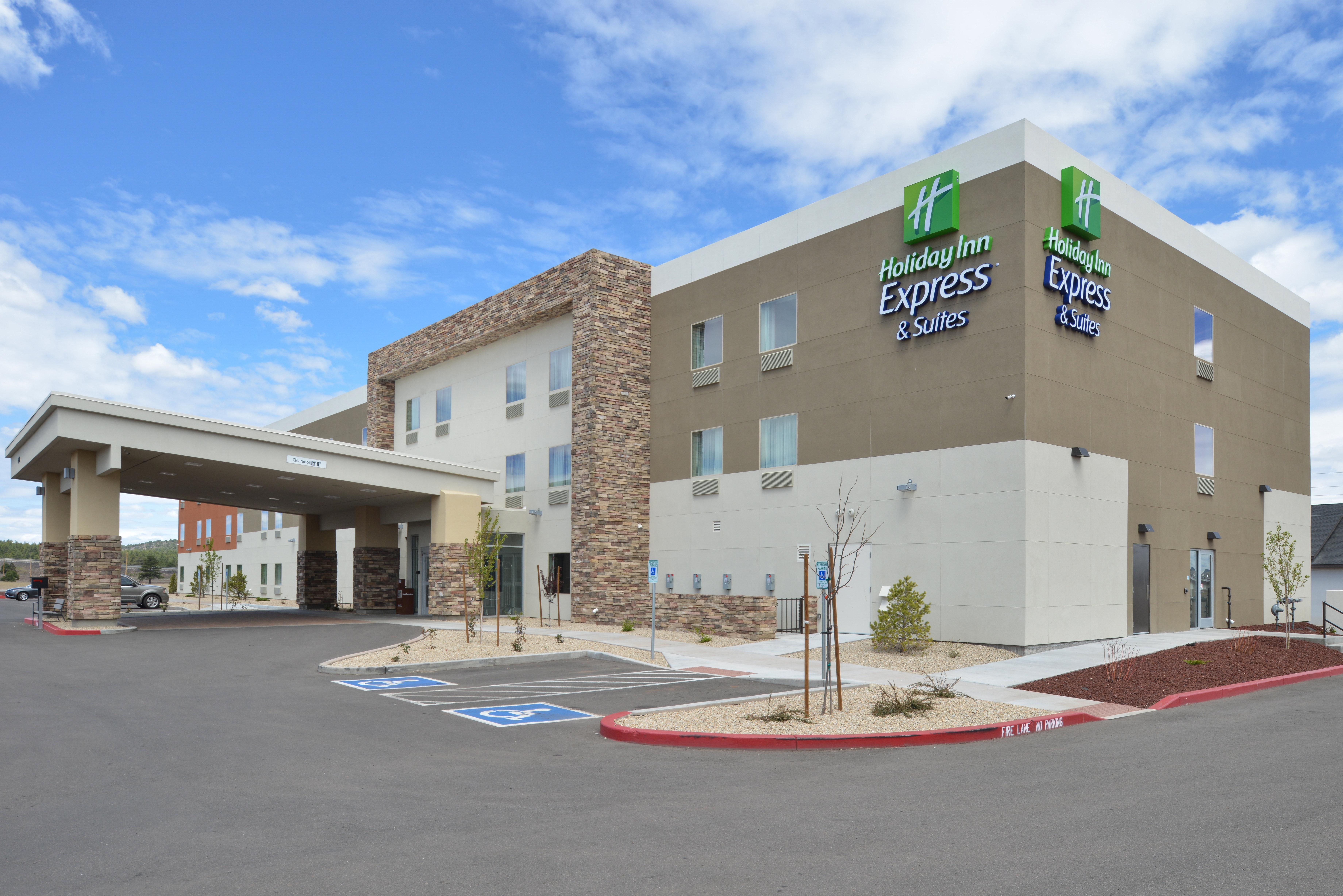 Holiday Inn Express & Suites Williams By Ihg Exteriör bild